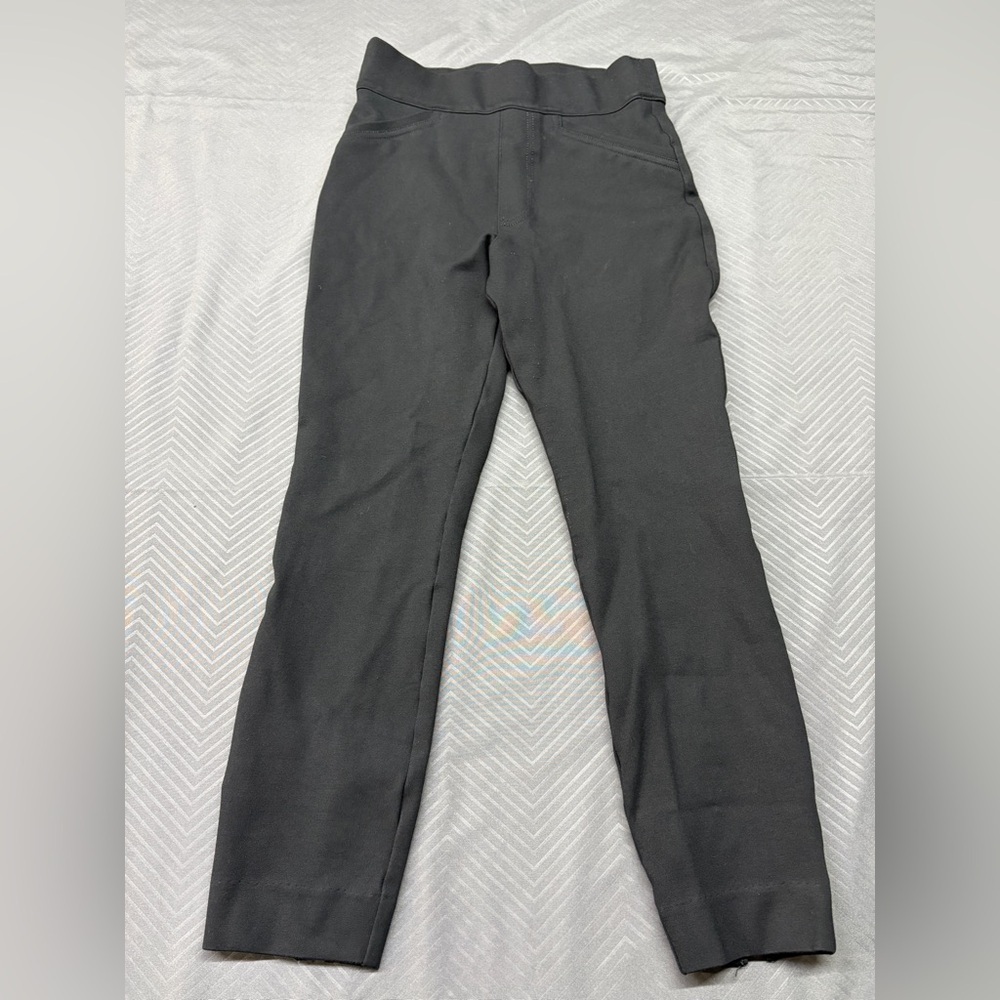 SPANX Women’s Capris 22” Black Pants Size XS